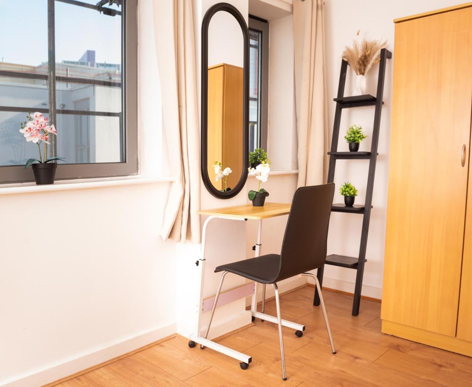 New The Viewpoint Modern 2 Bed Near O2 And Excel Ideal For Business And Long Londra