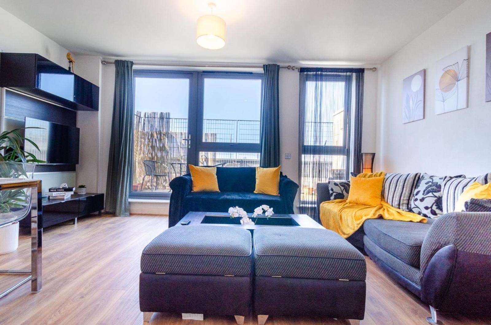 New The Viewpoint Modern 2 Bed Near O2 And Excel Ideal For Business And Long * Londra