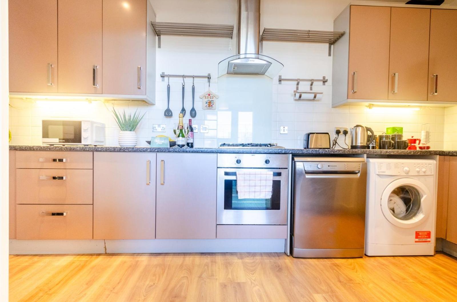 New The Viewpoint Modern 2 Bed Near O2 And Excel Ideal For Business And Long Appartamento *