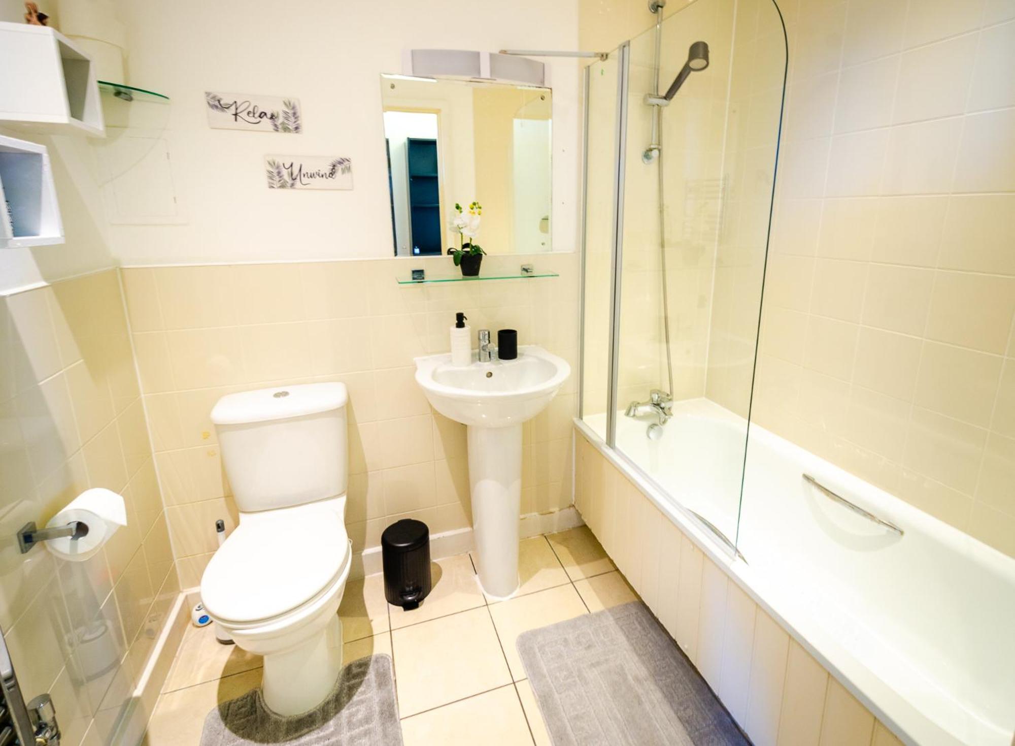 New The Viewpoint Modern 2 Bed Near O2 And Excel Ideal For Business And Long Londra