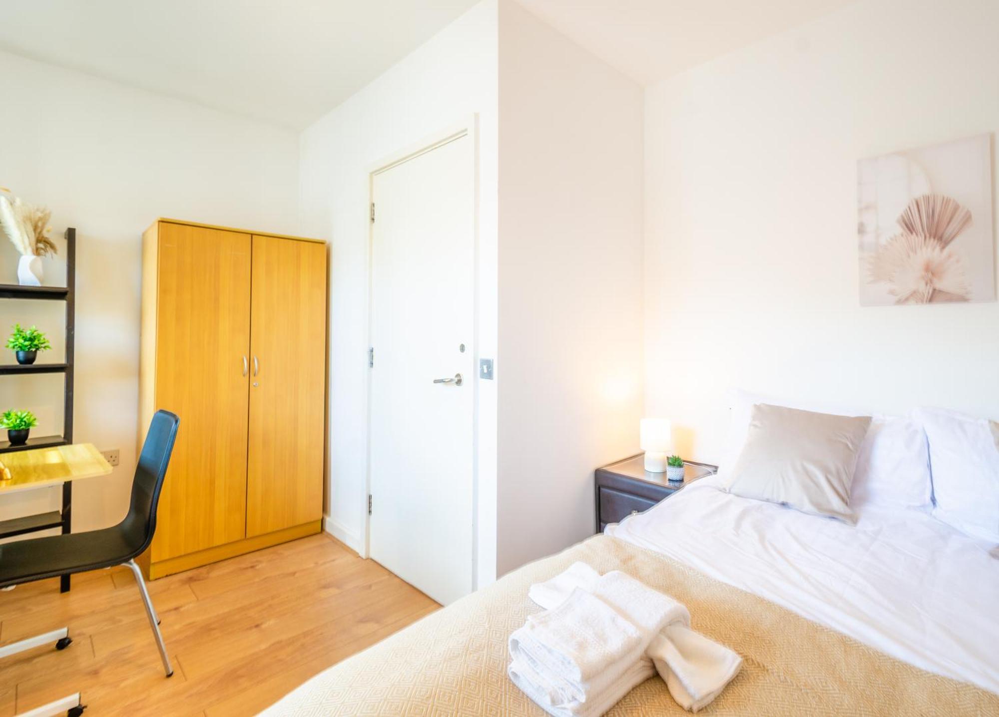 New The Viewpoint Modern 2 Bed Near O2 And Excel Ideal For Business And Long *